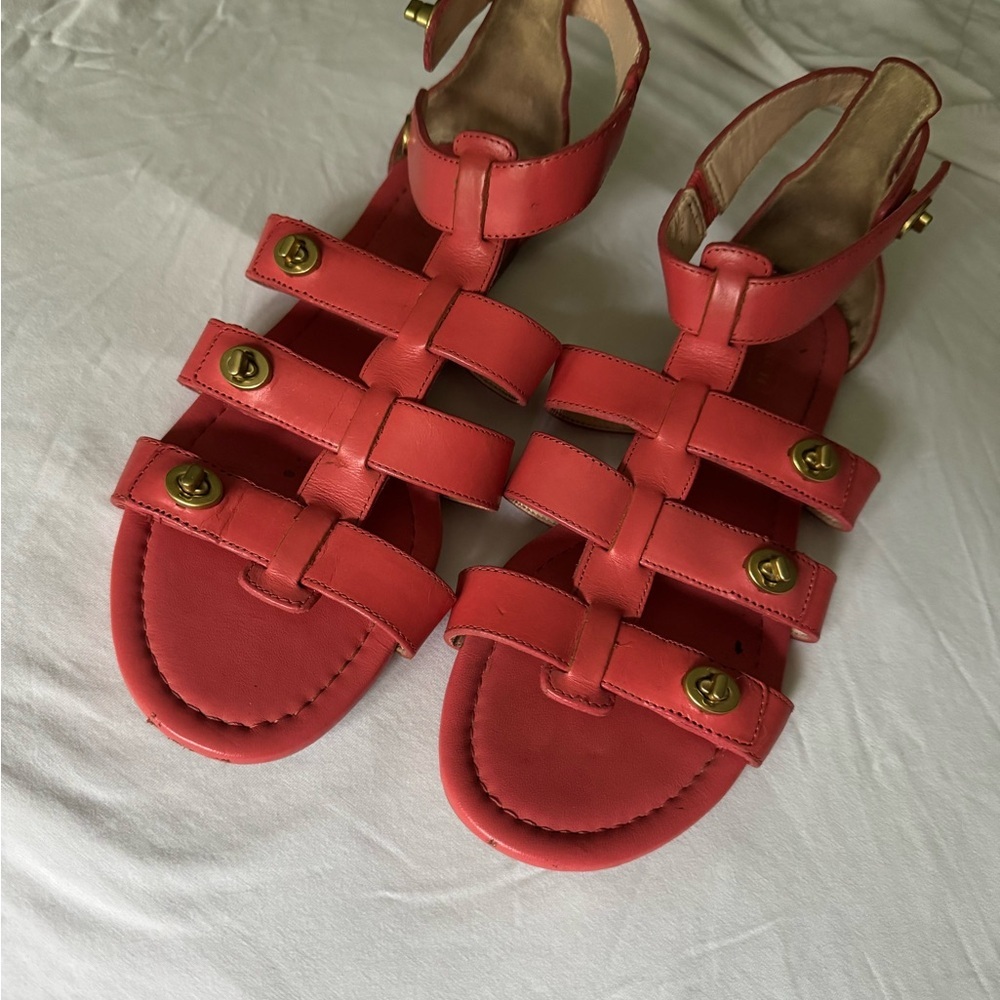COACH Oleta Gladiator Turnlock ankle Sandals Flats Coral Leather sz 8B